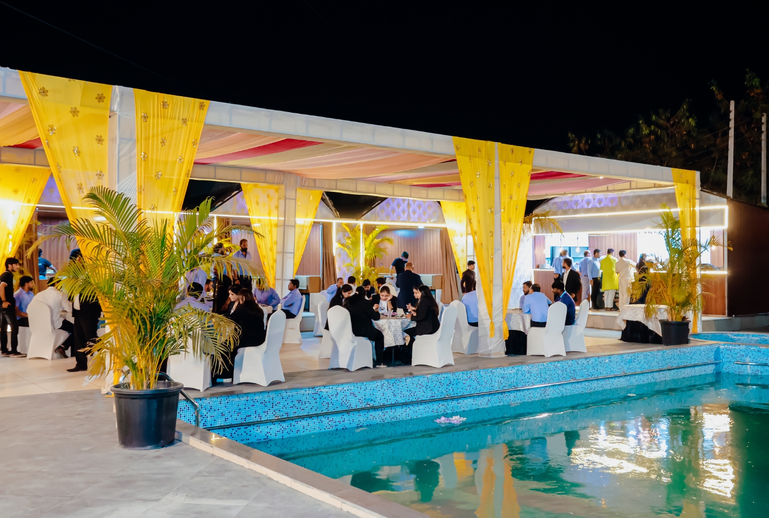 Poolside Gala Dinner